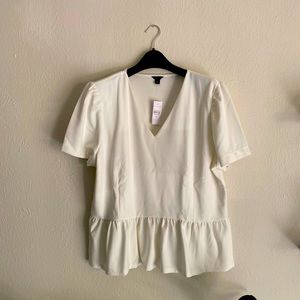 “Ann Taylor” White Peplum Blouse